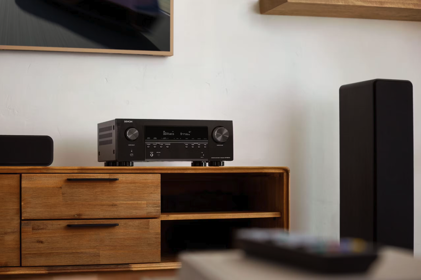 Soundbar ispod televizora