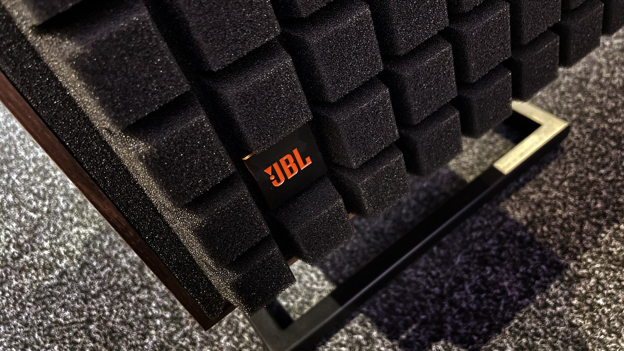 JBL L100 Classic - klasika sa zasluženim pedigreom