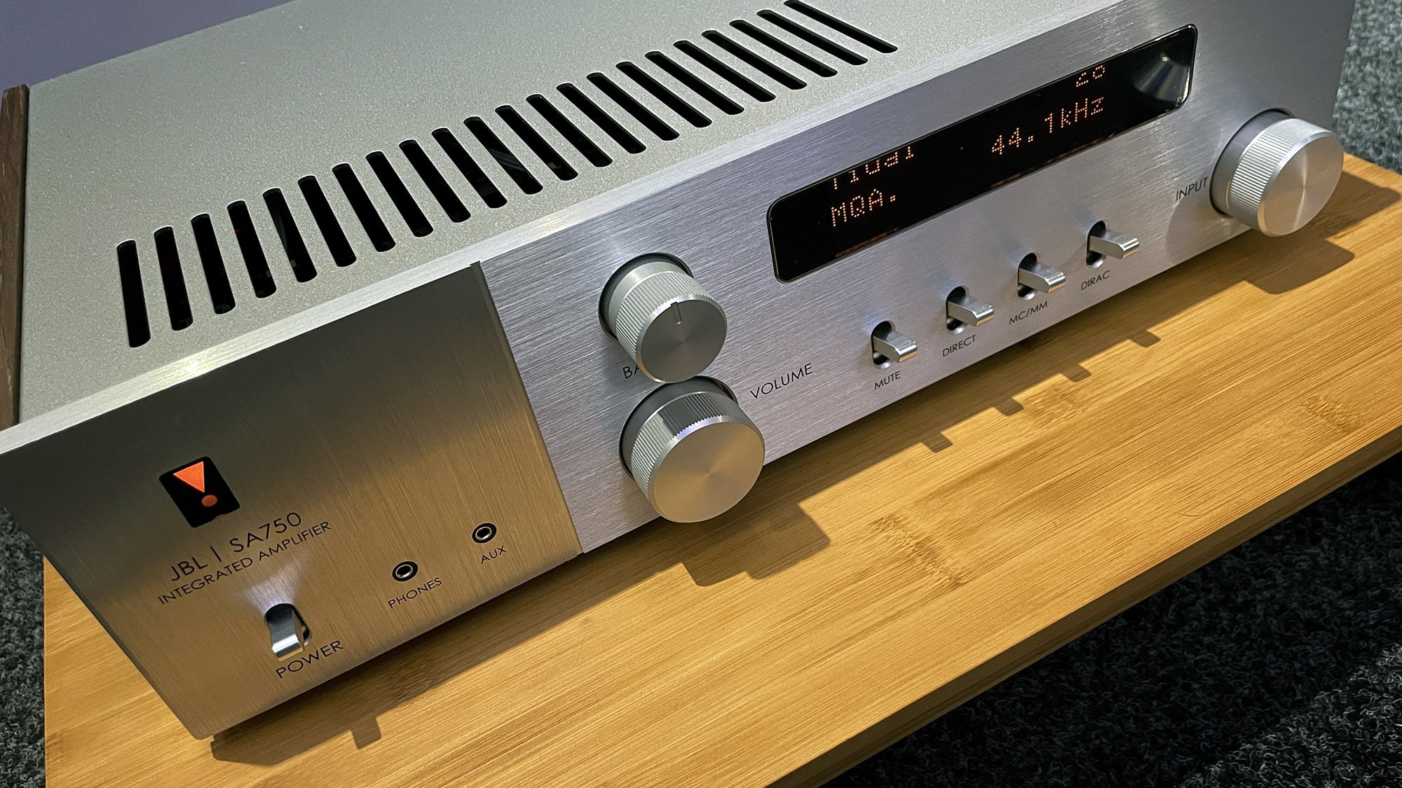 JBL L100 Classic - klasika sa zasluženim pedigreom