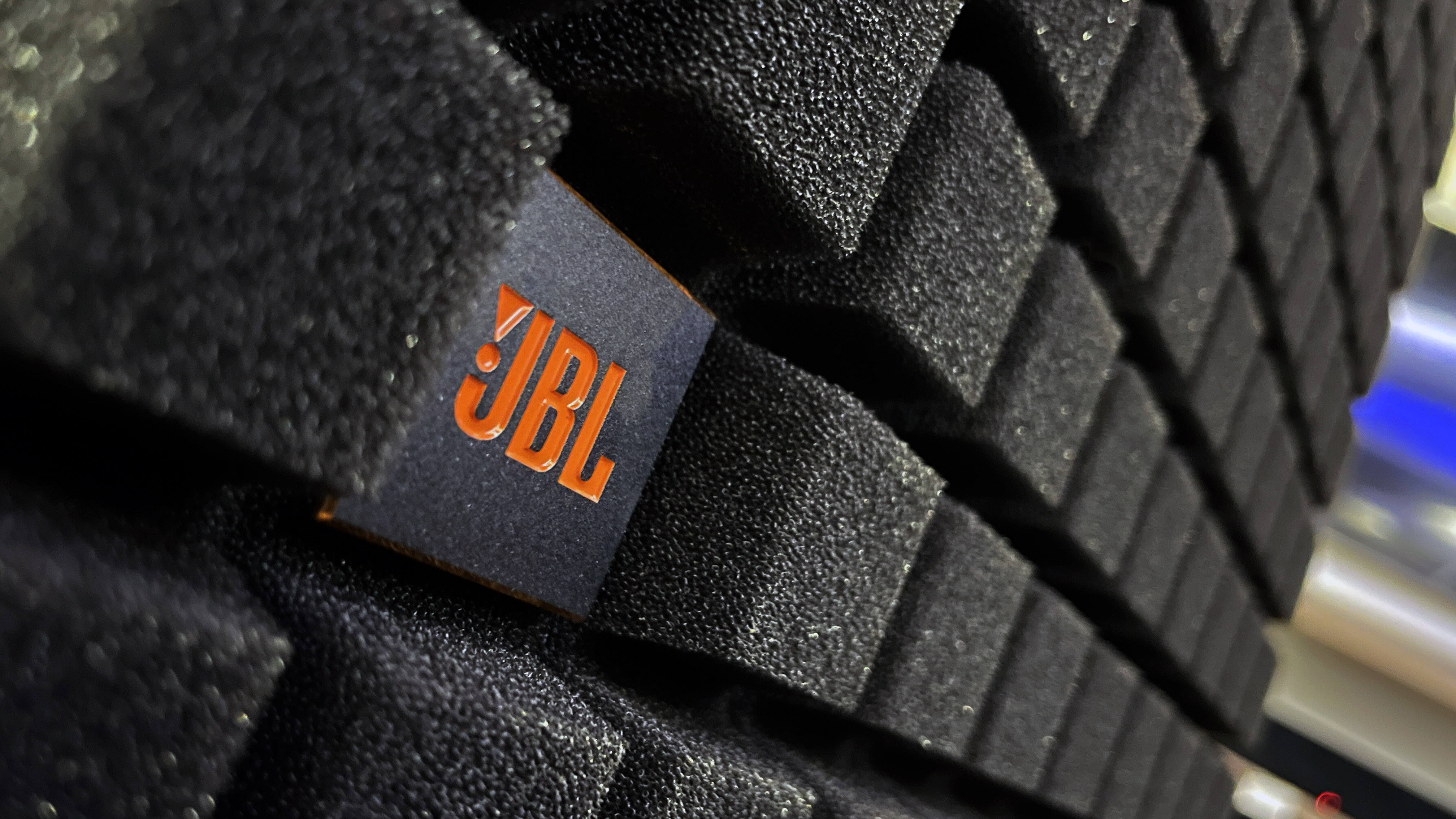 JBL L100 Classic - klasika sa zasluženim pedigreom