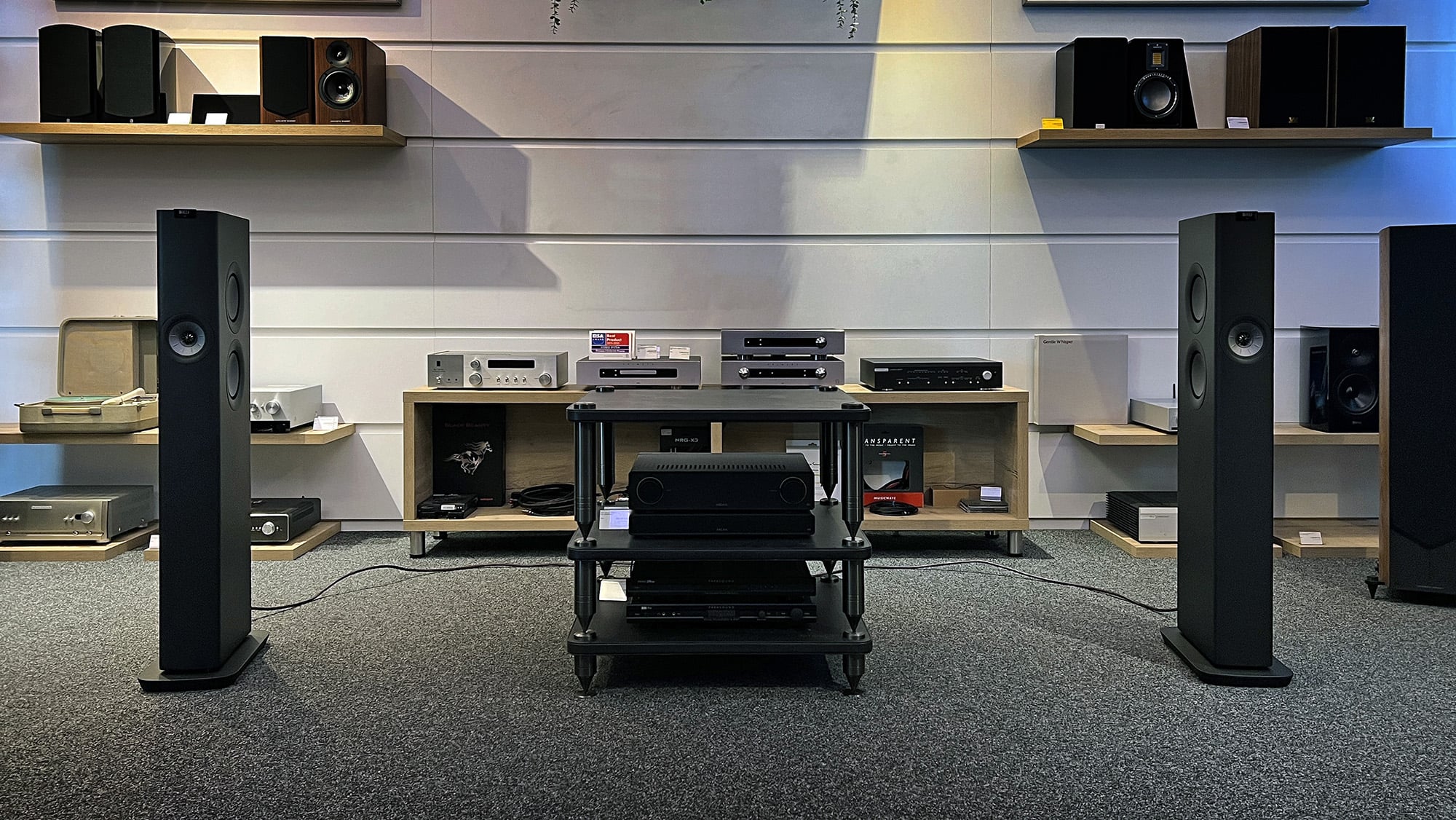 KEF LS60 Wireless