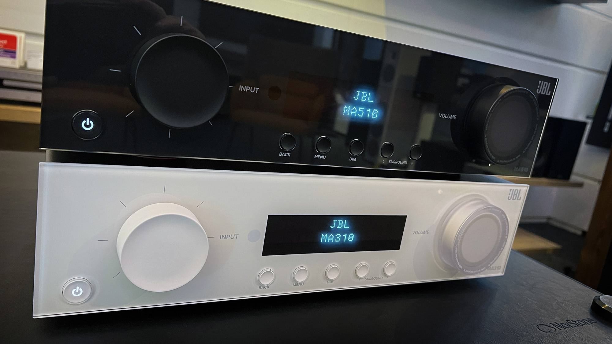 Stage 2 Modern Audio - JBL