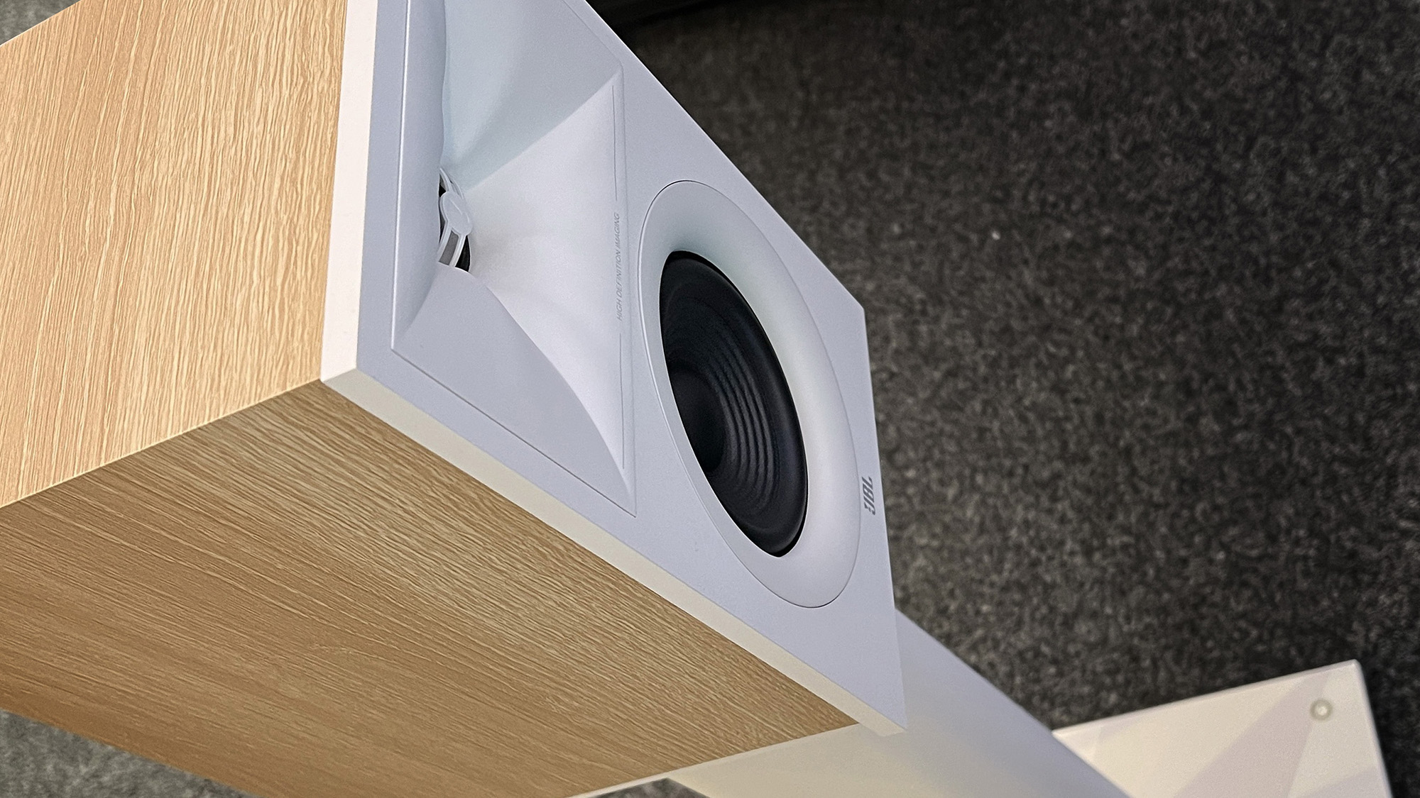 Stage 2 Modern Audio - JBL