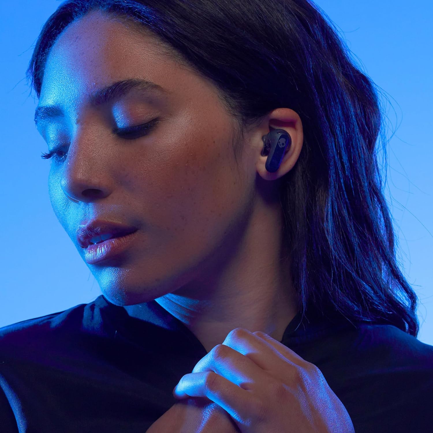 Tražiš lagane sluške za ljeto? Odaberi kompaktne Skullcandy bežične slušalice.