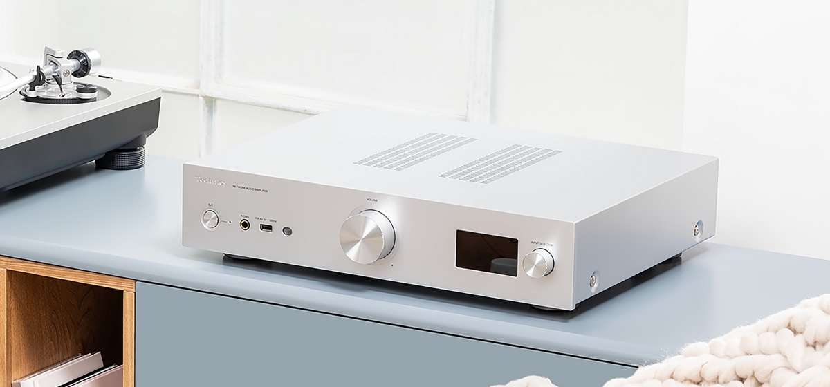 Savršena kombinacija za audiofile: Technics SU-GX70 pojačalo i Lamborghini Edition gramofon