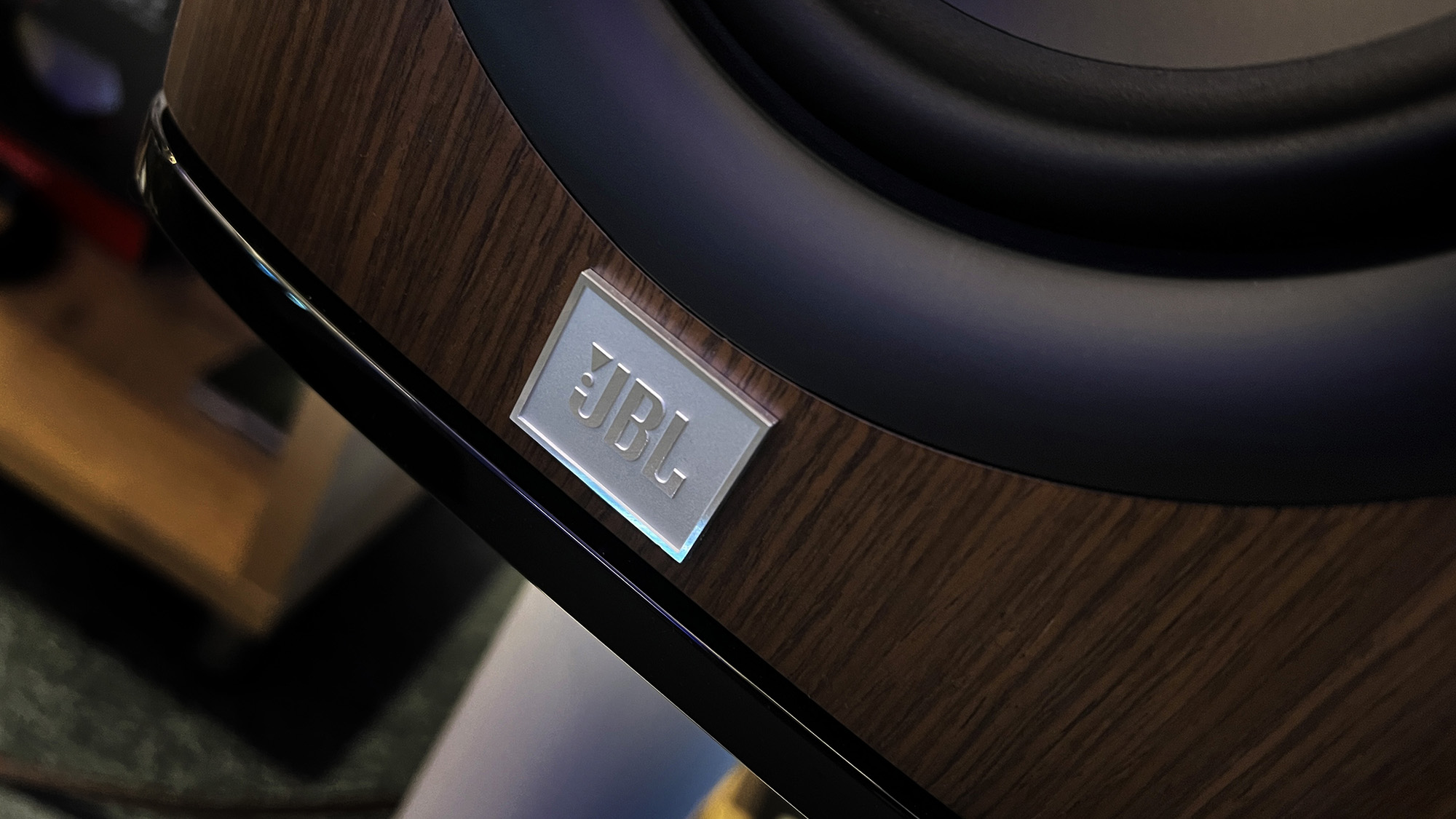 JBL  HDI 1600
