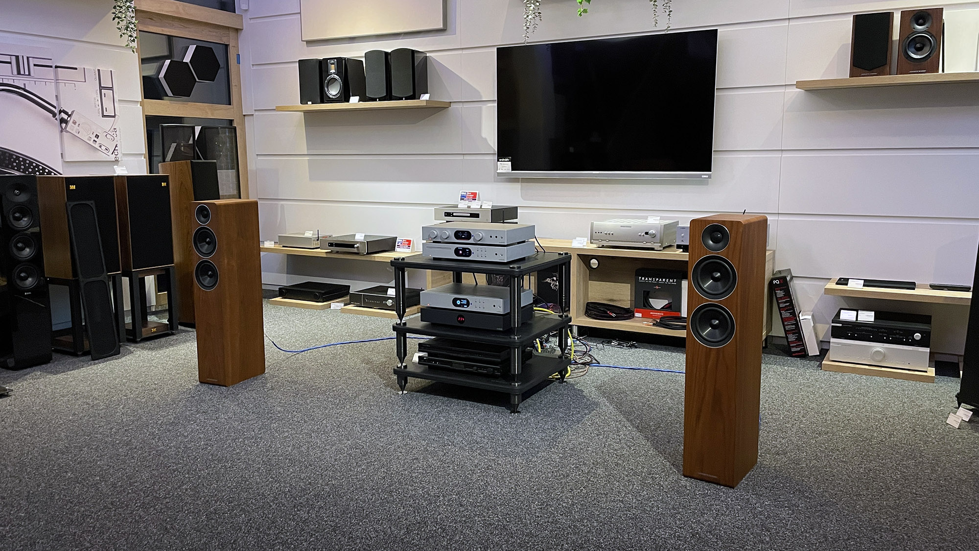 Audiolab serija 7000