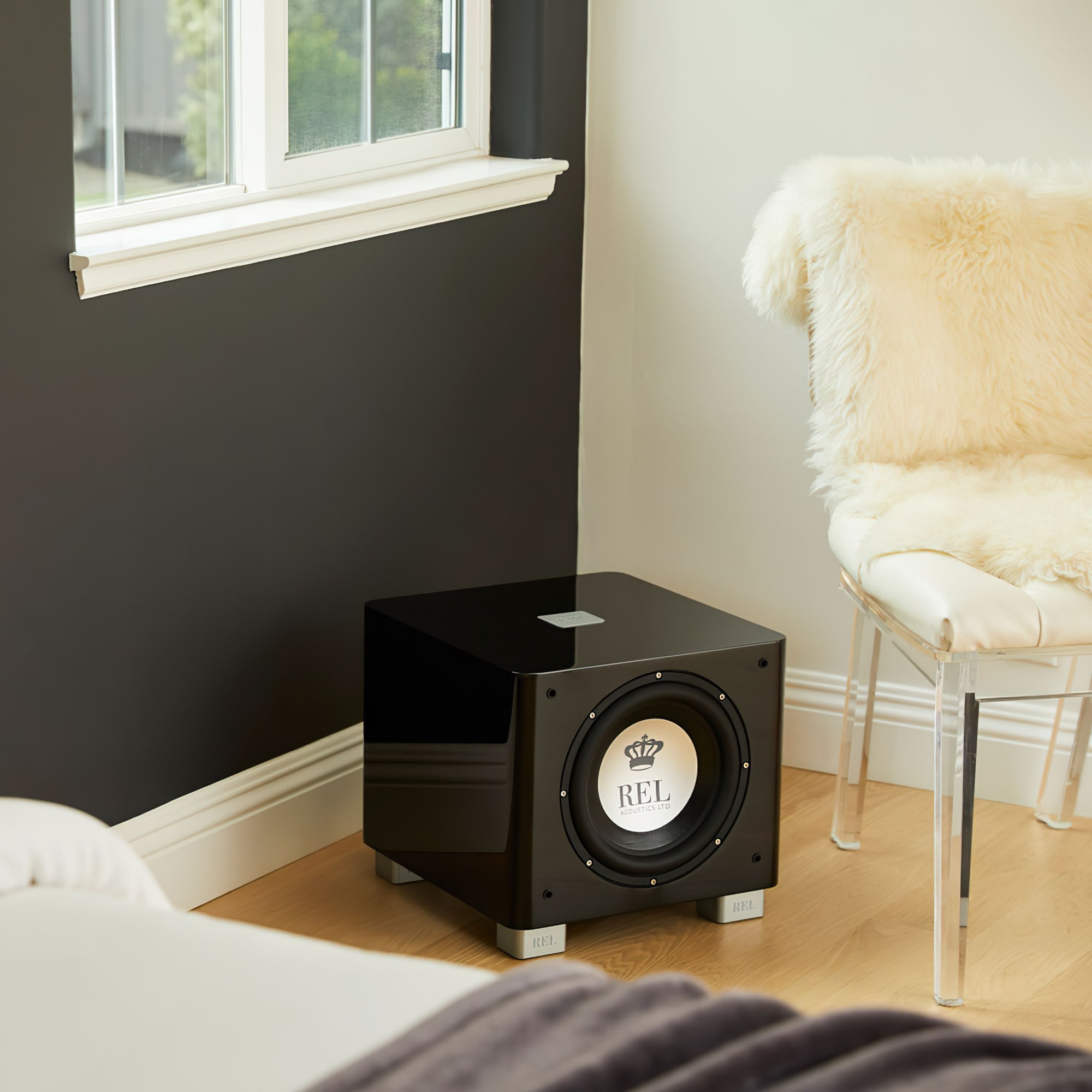 Novo u ponudi: REL ACOUSTICS T/7X subwoofer Novo u ponudi: REL ACOUSTICS T/7X subwoofer