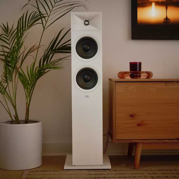 Mrak Hi-Fi akcija: JBL AV receiveri, zvučnici i subwooferi za savršeni audio sustav!